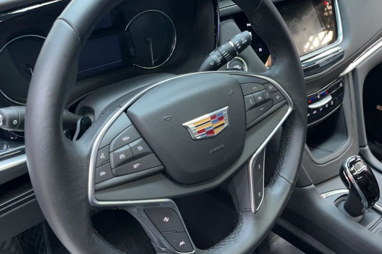 Used Cadillac XT5 2024 2.0T Two-Wheel Drive Fashion Edition Interior 6