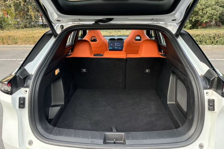 Used Dongfeng Aeolus L7 New Energy 2024 205 Plus Trunk