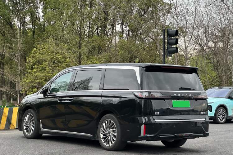 Used VOYAH Dream 2022 Low-Carbon Edition Dream+ Smart Enjoyment Package Exterior 7