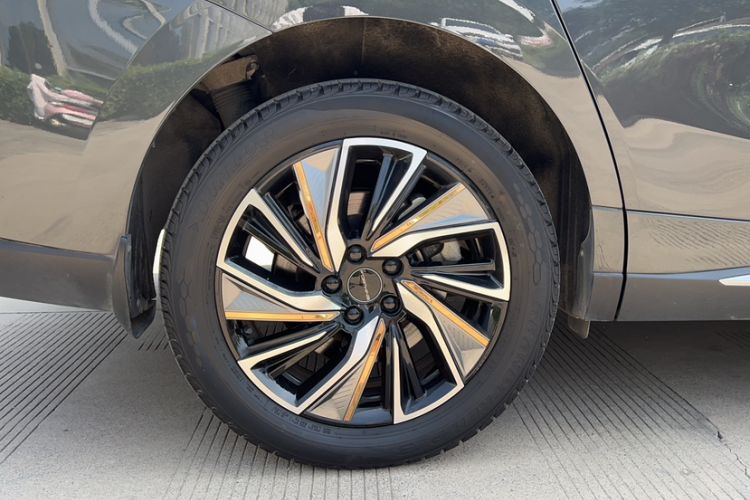 Used FORTHING Yacht 2022 1.5T DCT Chasing-the-Waves Edition
