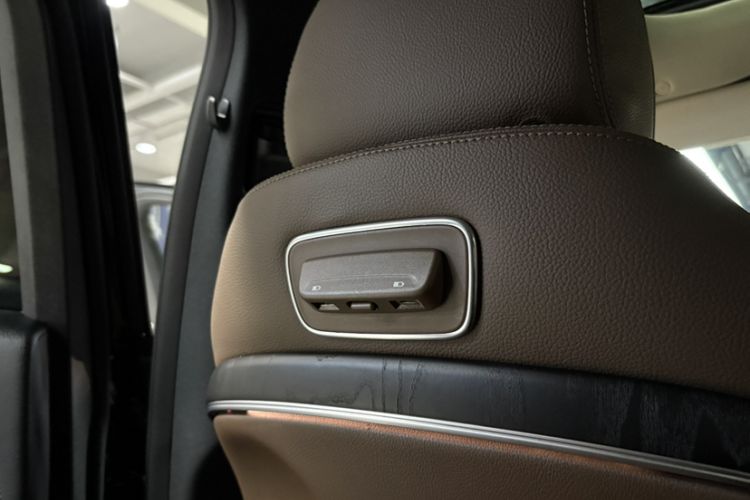 Used Mercedes-Benz E-Class 2020 E 300 L Sporty and Stylish Model