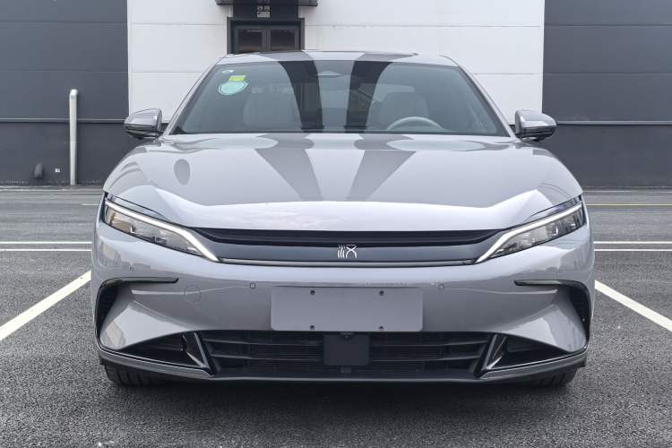 Used BYD Han 2025 DM-i 125KM Prestige Model Exterior 1