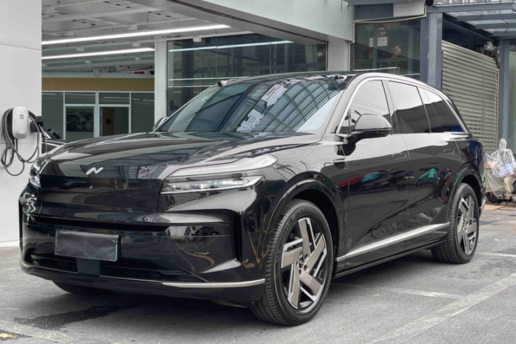 Used ONVO Luxeed L90 2025 Model—Max Seven-Seater Version