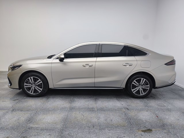 Geely Galaxy Stellar 6 2026 Model 125km Exploration+ Edition — снимка 13