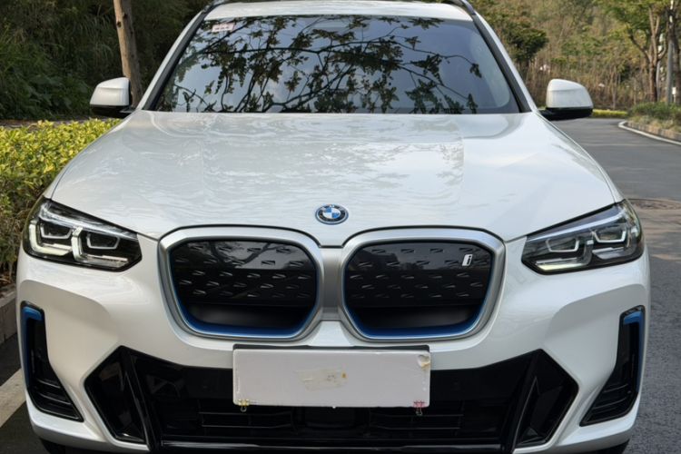 Used BMW iX3 2022 Leading Model Exterior 4