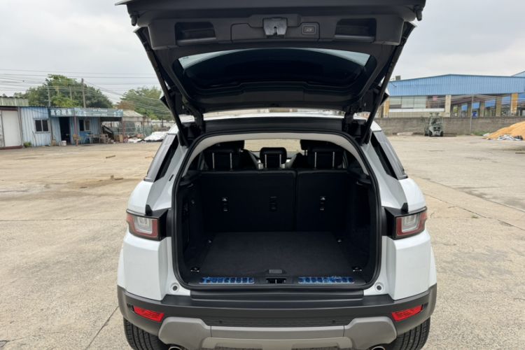 Used Land Rover Range Evoque 2017 2.0T SE Smart Glow Edition
