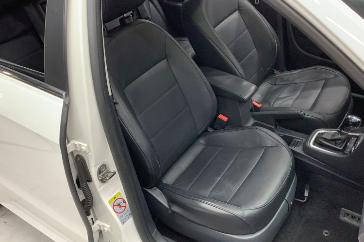 Used Volkswagen Gran Lavida 2013 1.6L Automatic Comfort Model