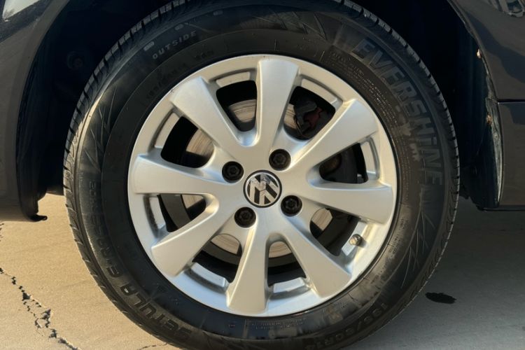 Used Volkswagen Santana Vista 2008 1.8L Manual Sishang Model