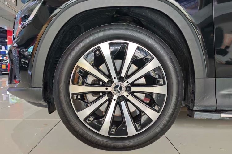 Used Mercedes-Benz GLB 2024 GLB 220 Fashion Model Exterior 6