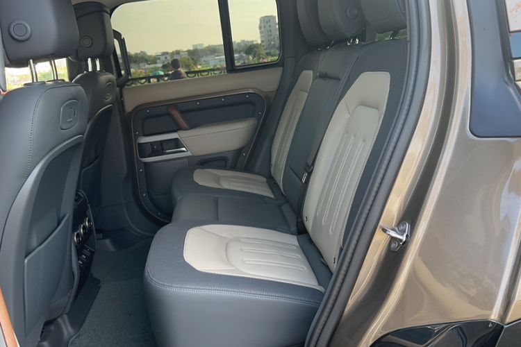 Used Land Rover Defender 2022 110 P400 X-DYNAMIC HSE
