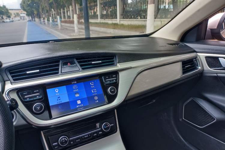 Used Geely Auto Emgrand GL 2017 1.3T Manual Elite Model