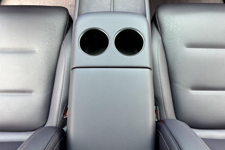 Used Avatr 06 2025 Ultra Pure Electric Edition Interior 12