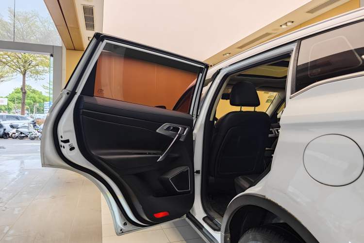 Used Geely Auto Emgrand X7 Sport 2016 1.8TD Automatic Smart Connectivity Version