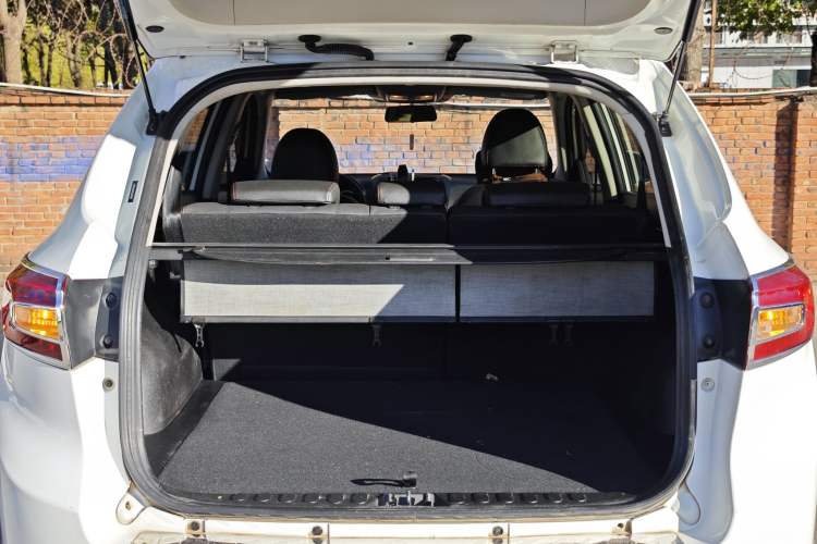 Used Land X5 2014 2.0T Automatic Innovation Edition
