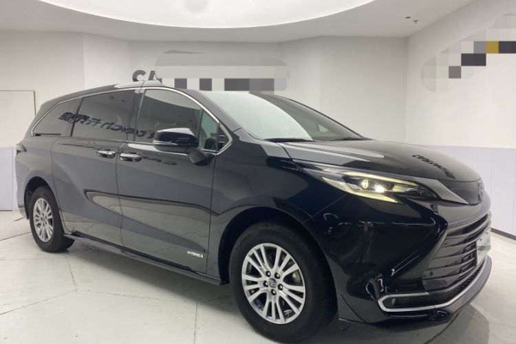 Used Toyota Sienna 2021 2.5L Hybrid Luxury Edition
