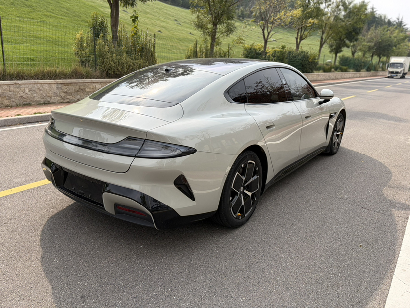 Xiaomi Auto SU7 2024 Rear-Drive Long-Range Intelligent Driving Version — снимка 14
