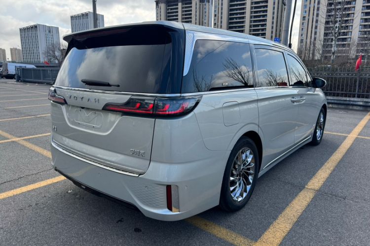 Used VOYAH Dream 2022 Low-Carbon Edition Dream+ Smart Enjoyment Package