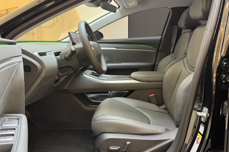 Used XPeng MONA M03 2024 620 with Ultra-Long Range
