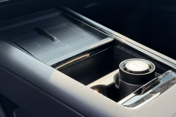 Used Lynk & Co 10 EM-P 2025 Model 120 Four-Wheel Drive Ultra Interior 5