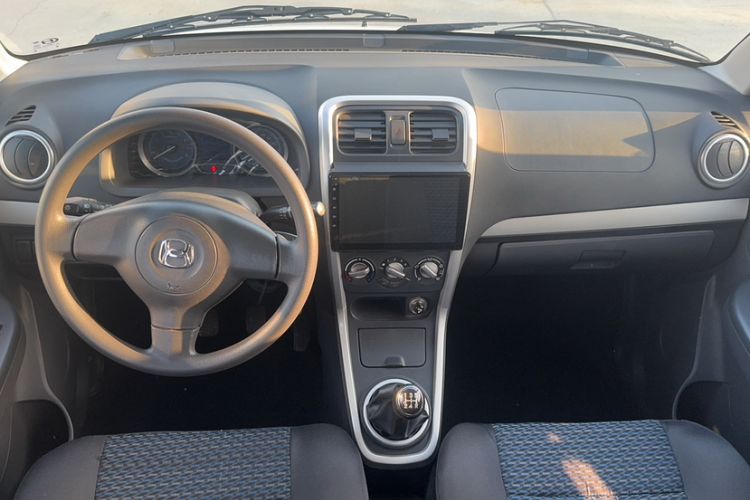 Used BAIC Changhe Wagon R X5 2019 1.4L Elite Edition Interior 3