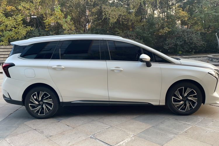 Used FORTHING Yacht 2022 1.5T DCT Chasing-the-Waves Edition