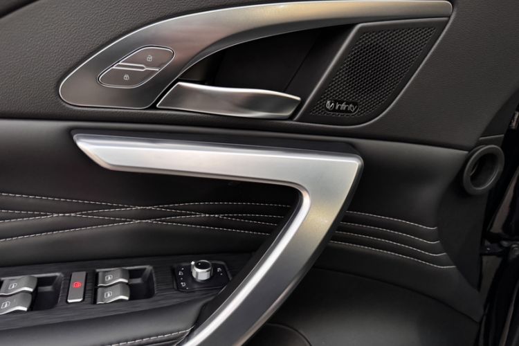 Used Wey VV7 2019 Upgraded Model 2.0T Flagship Version China V Standard