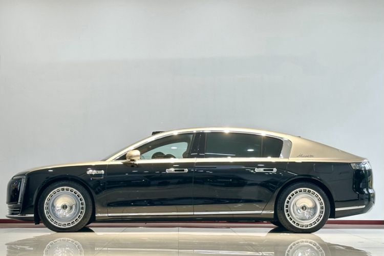 Used Hima S800 2025 Model, Range-Extended Starlight Executive Edition, 4 Seats
