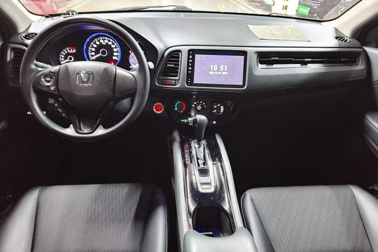 Used Honda Vezel 2019 1.5L CVT Luxury Model China VI Center Console