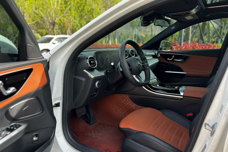 Used Mercedes-Benz C-Class 2022 C 200 L Sport Edition Interior 2