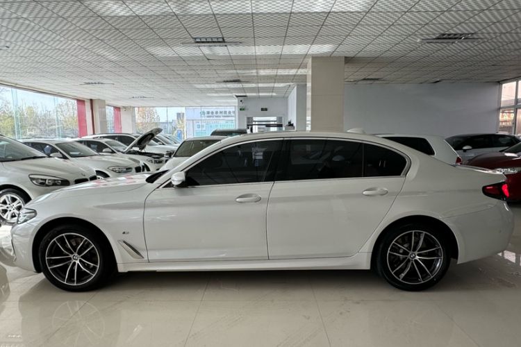 Used BMW 5 Series 2022 Second Facelift 525Li M Sport Package
