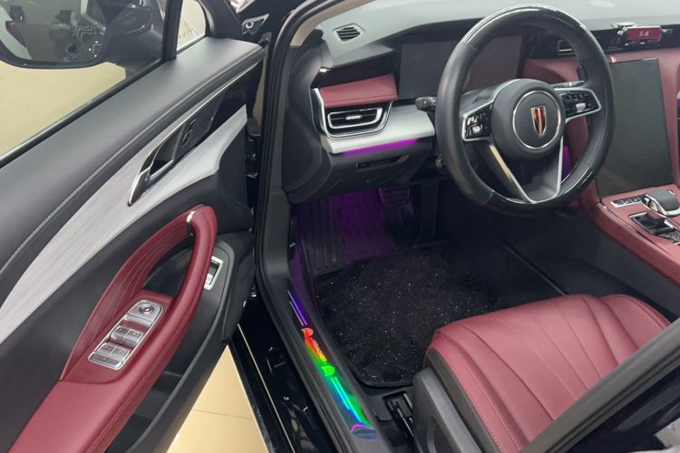 Used Hongqi H5 2025 2.0T Automatic Flag Edition – 500 000 Units Commemorative Version Driver Seat