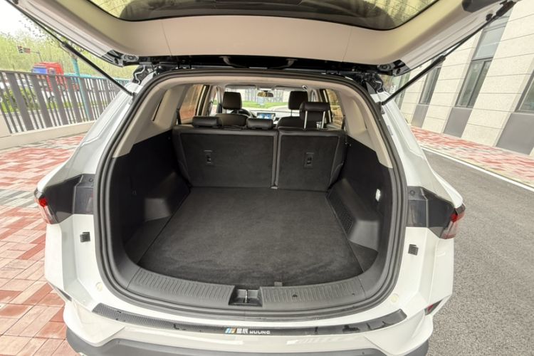 Used Wuling Asta 2021 1.5T CVT Starlight Edition Interior 9