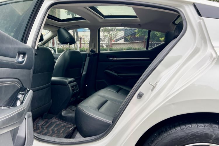 Used Nissan Teana 2021 2.0L XL Comfort Edition Interior 2