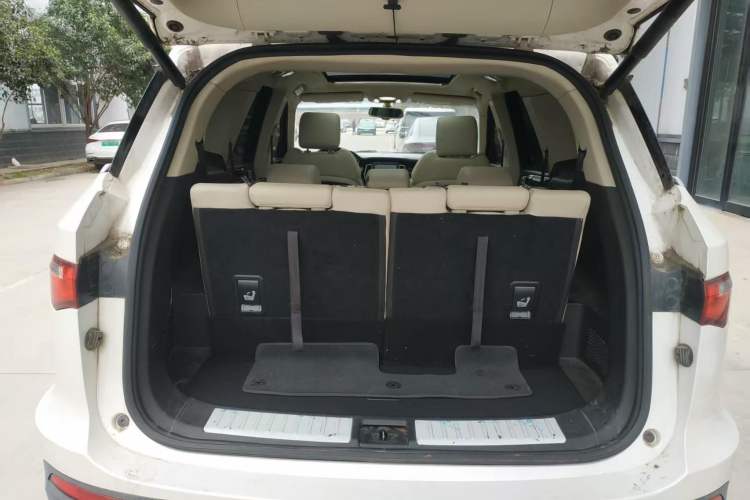 Used Zotye T800 2018 2.0T Automatic Prestige Smart Connectivity 7-Seater