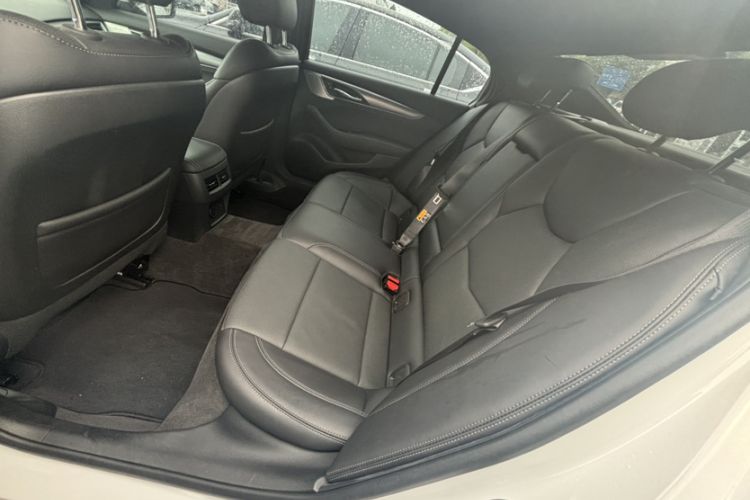 Used Cadillac CT5 2022 28T Luxury Edition Interior 1