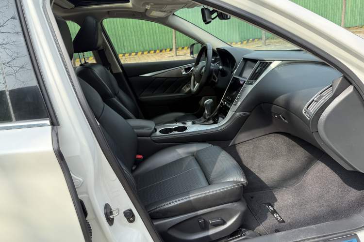 Used Infiniti Q50L 2016 2.0T Elite Sport Edition
