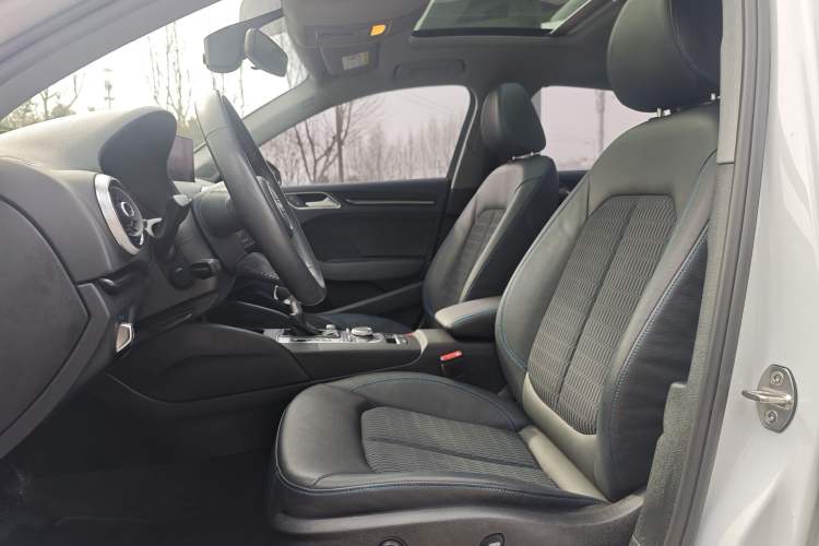 Used Audi A3 2020 Limousine 35 TFSI Fashion Edition China VI Emission Standard