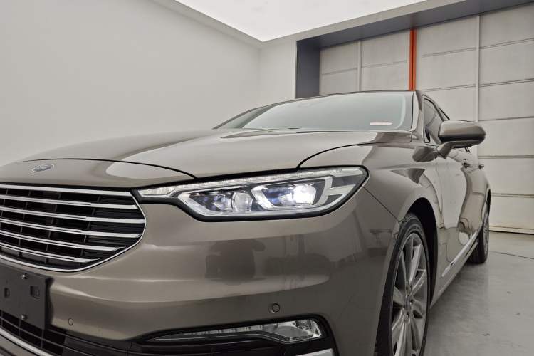 Used Ford Taurus 2019 EcoBoost 245 Premium Edition
