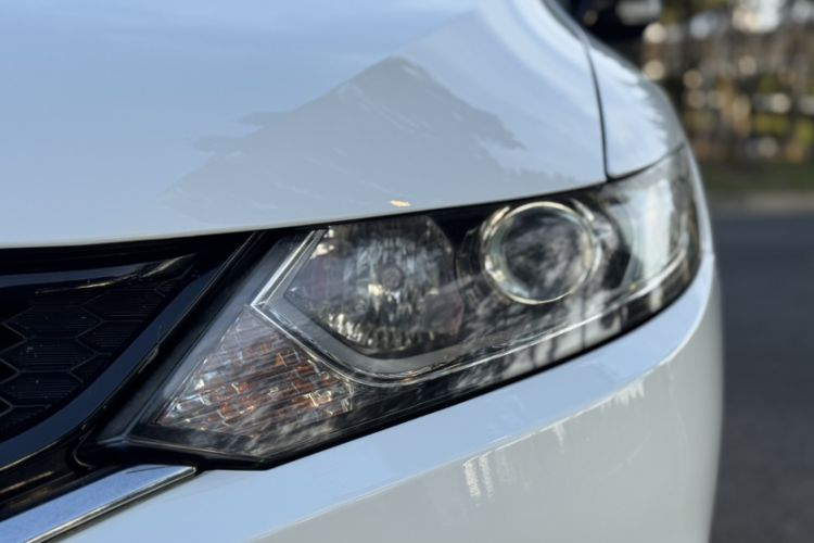 Used Honda Jade 2016 1.8L Automatic Comfort Elite Version 5 Seats Exterior 3