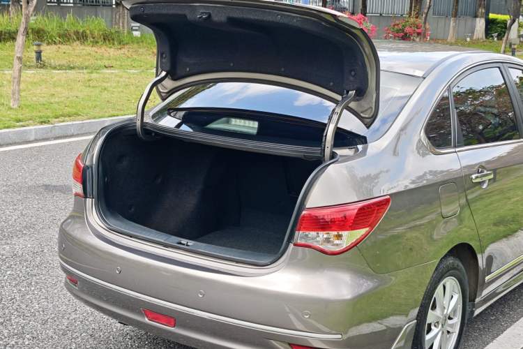 Used Nissan Sylphy 2016 Classic 1.6XE Manual Comfort Edition