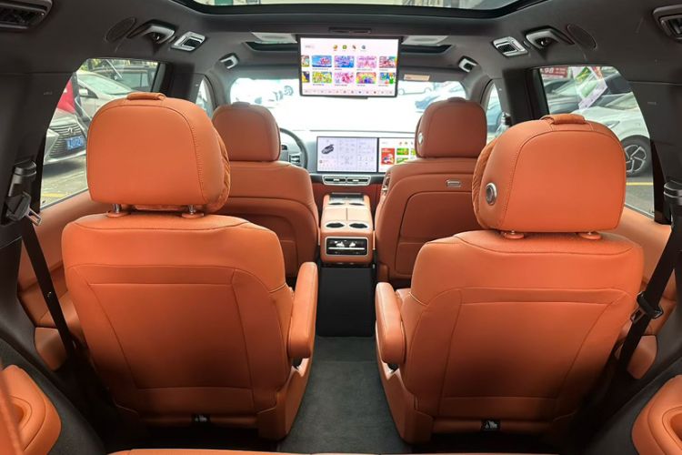 Used Li Auto L9 2022 Max model Interior 1