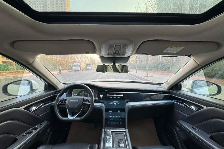 Used Venucia Star 2021 260T Automatic 48V Mild Hybrid Turbocharged Star Achieve Edition