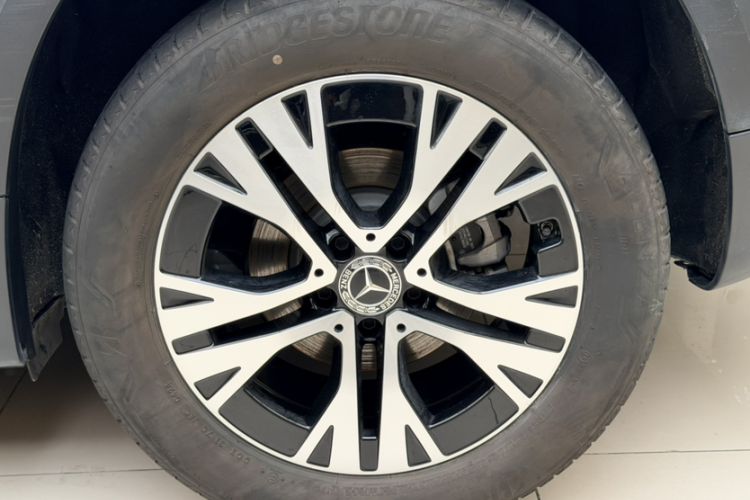 Used Mercedes-Benz GLB 2024 GLB 220 Dynamic Edition Exterior 5