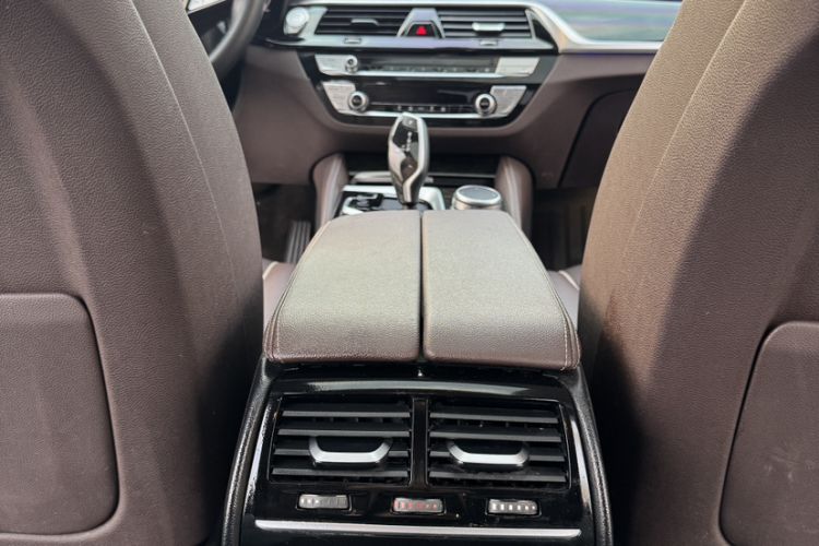 Used BMW 5 Series 2021 525Li Luxury Package