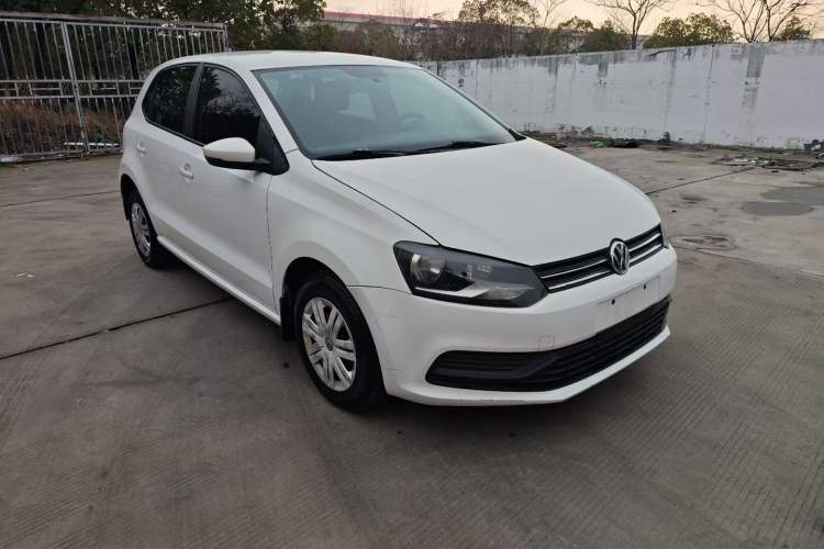 Used Volkswagen Polo 2014 1.4L Manual Fashion Edition

