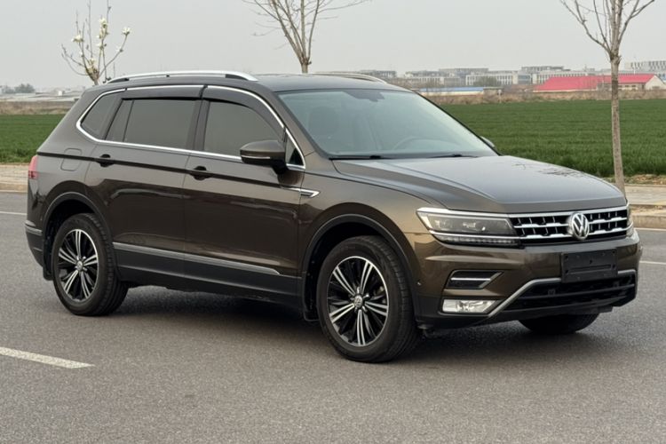 Used Volkswagen Tiguan L 2017 330TSI Automatic Two-Wheel Drive Flagship Edition Exterior 6