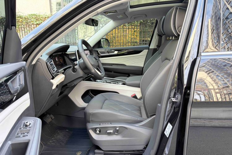 Used Volkswagen Teramont 2024 380TSI All-Wheel Drive Longyao Edition Interior 5