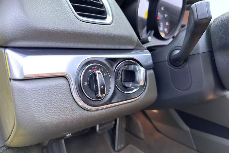 Used Porsche Boxster 2013 Boxster 2.7L
