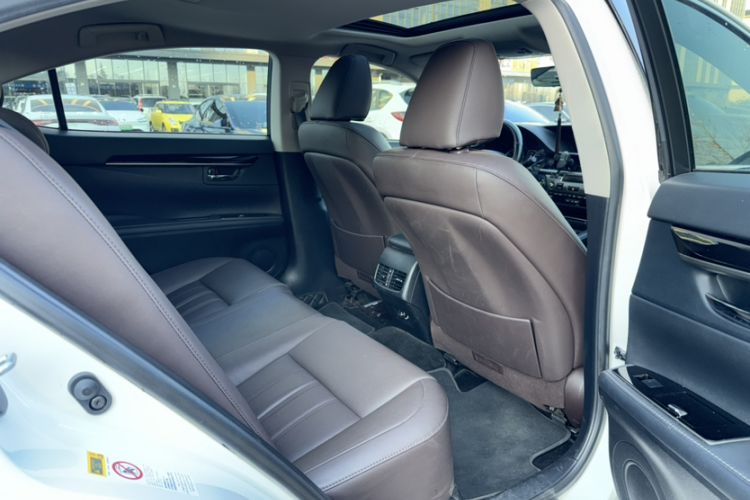 Used Lexus ES 2017 200 30th Anniversary Edition