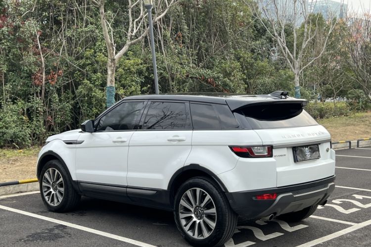 Used Land Rover Range Rover Evoque 2018 240 PS SE Smart Brilliance Edition